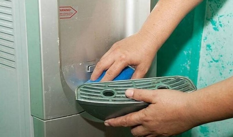 Как помыть кулер для воды в домашних условиях?