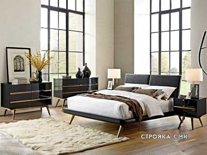 Регулируемые столы для комфорта